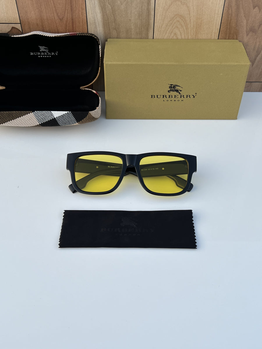 Burberry_wayfero_yellow