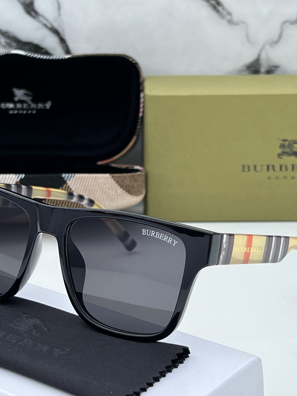Burberry_4395_black