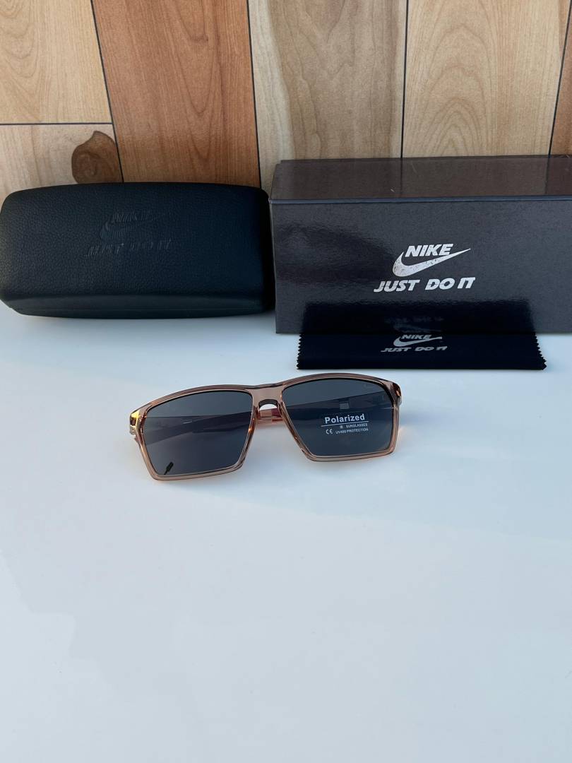 Nike_83128_brown_black