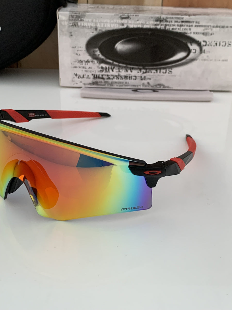 Oakley_9471_black_red
