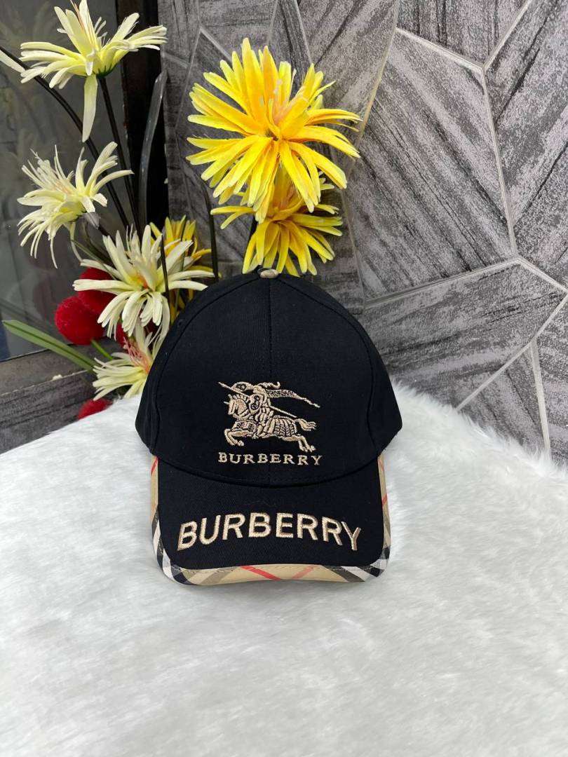 Burberry_Front_Logo_Equestrian_Knight_Premium_Unisex_Cap_With_Safety_Box