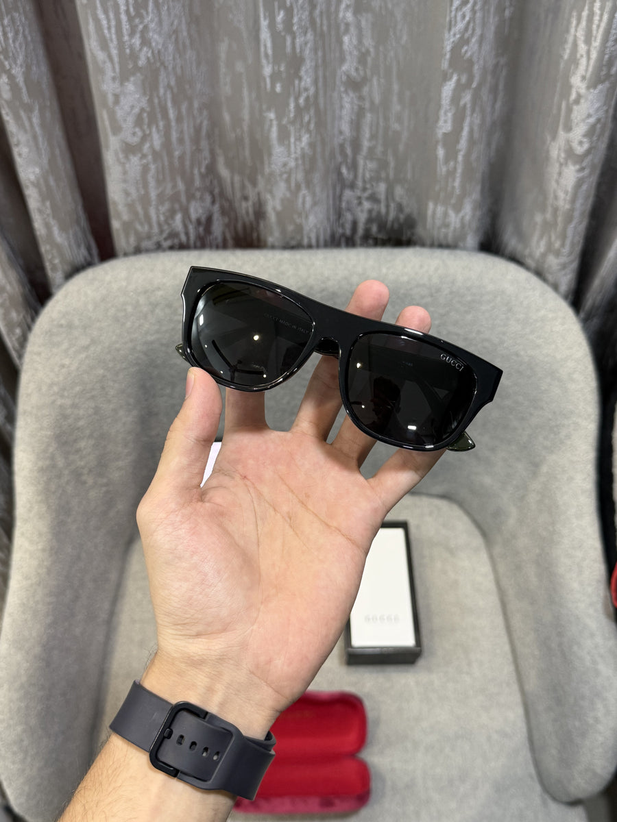 Gucci Model 2222 Premium sunglass