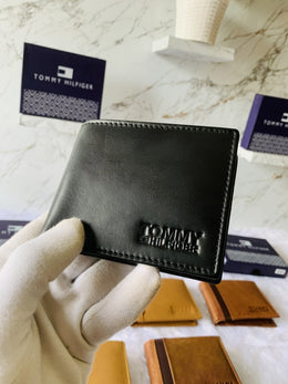 TOMMY HILFIGAR BLACK COLOUR PREMIUM QUALITY WALLET WITH BOX