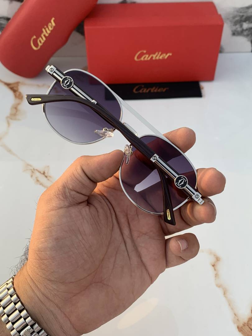 Cartier_5108_silver_black_shaded