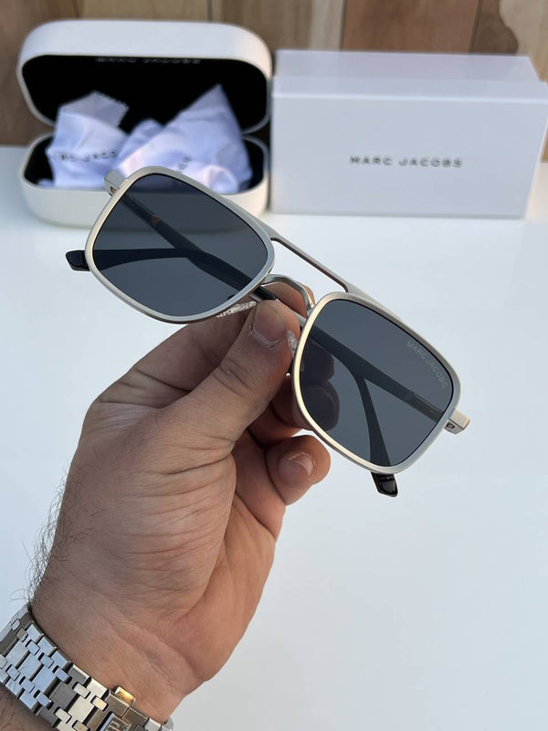 Marc_jacobs_503_silver_black