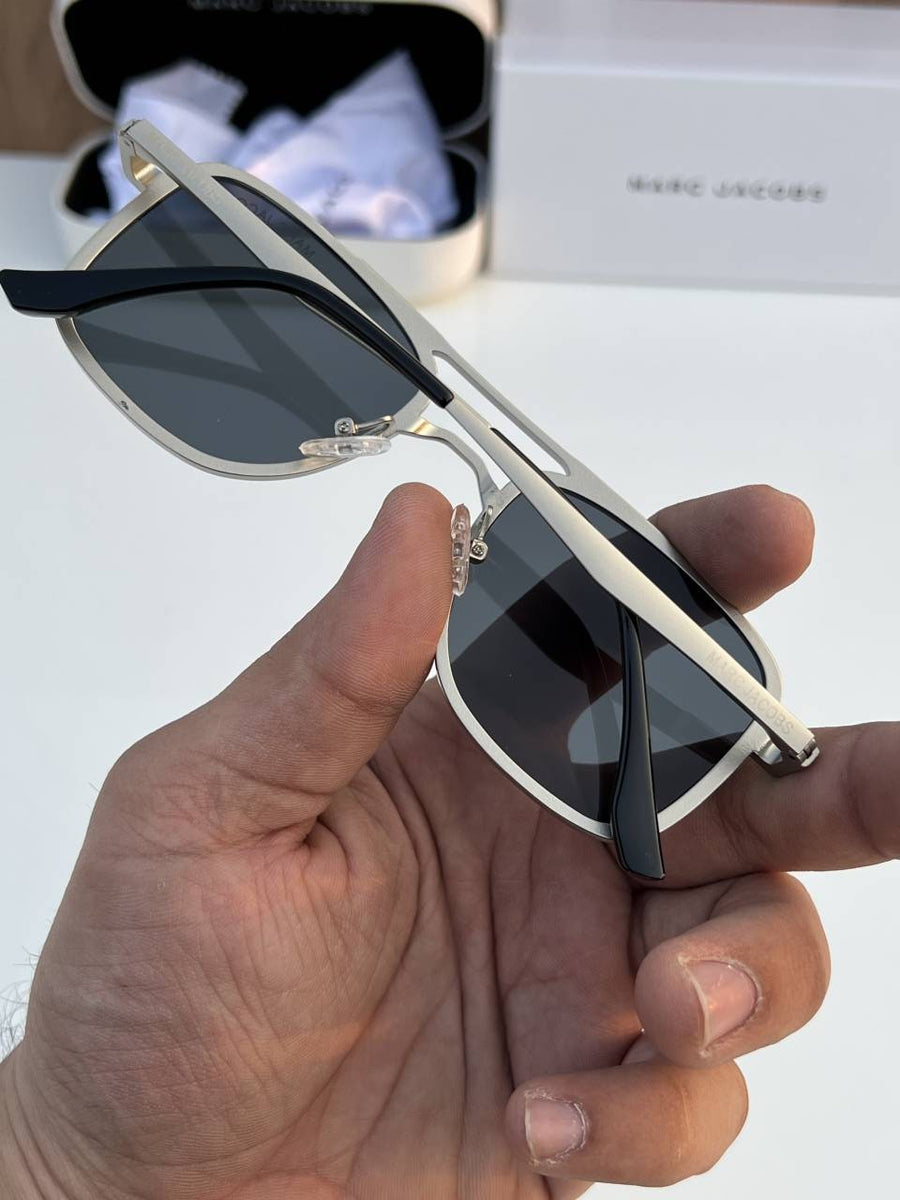 Marc_jacobs_503_silver_black