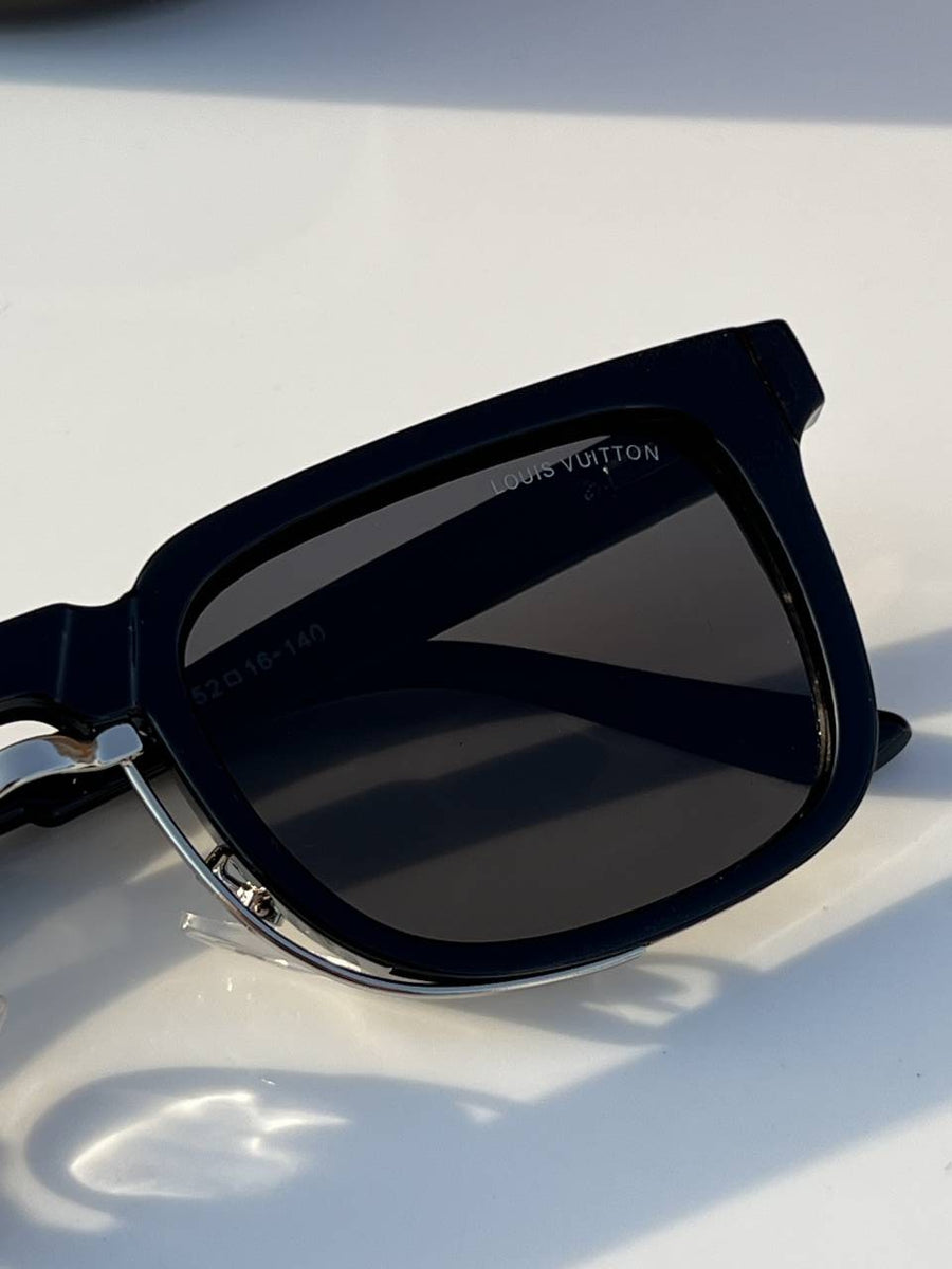Louis Vuitton_1008_black_silver
