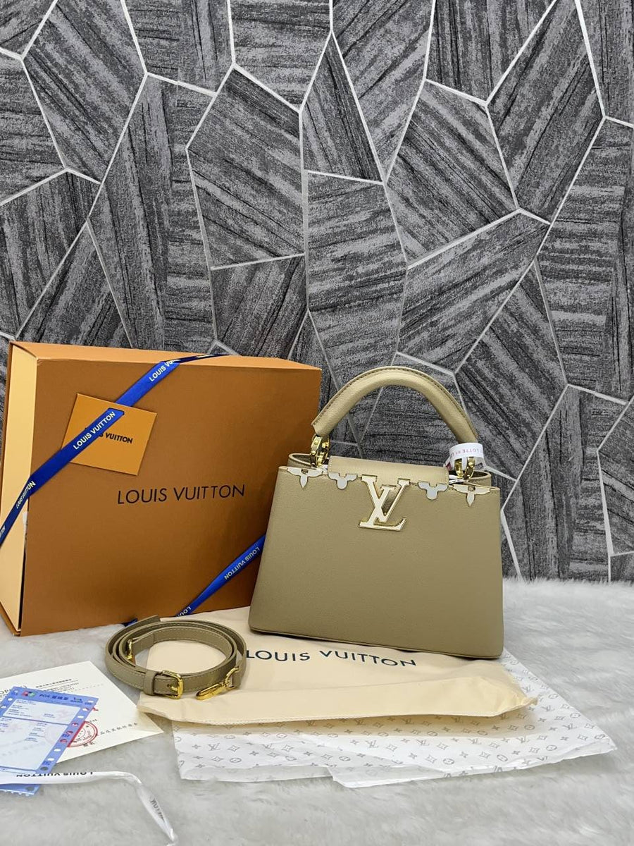 Louis Vuitton_Capucines_Beige_Black_Premium_Double_Box_(NoReturn)
