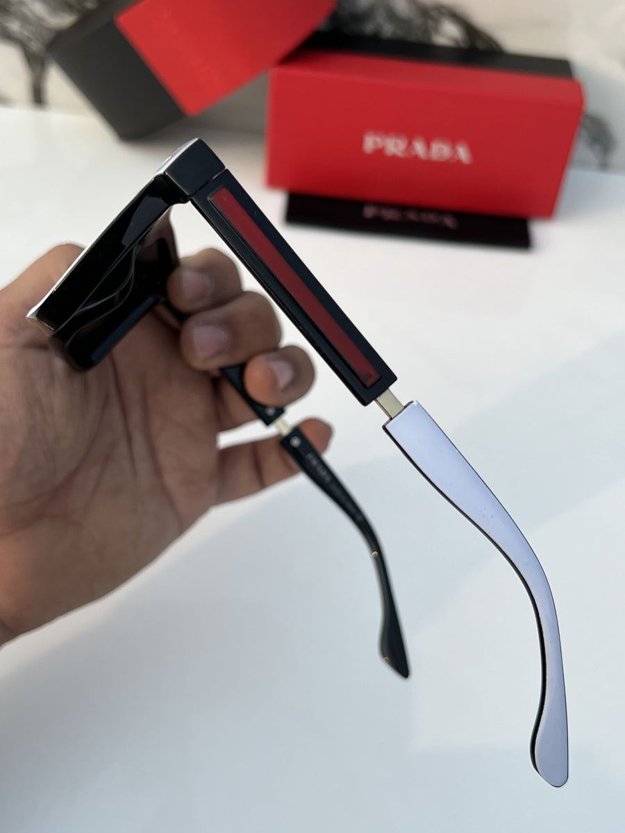 Prada_66602_white