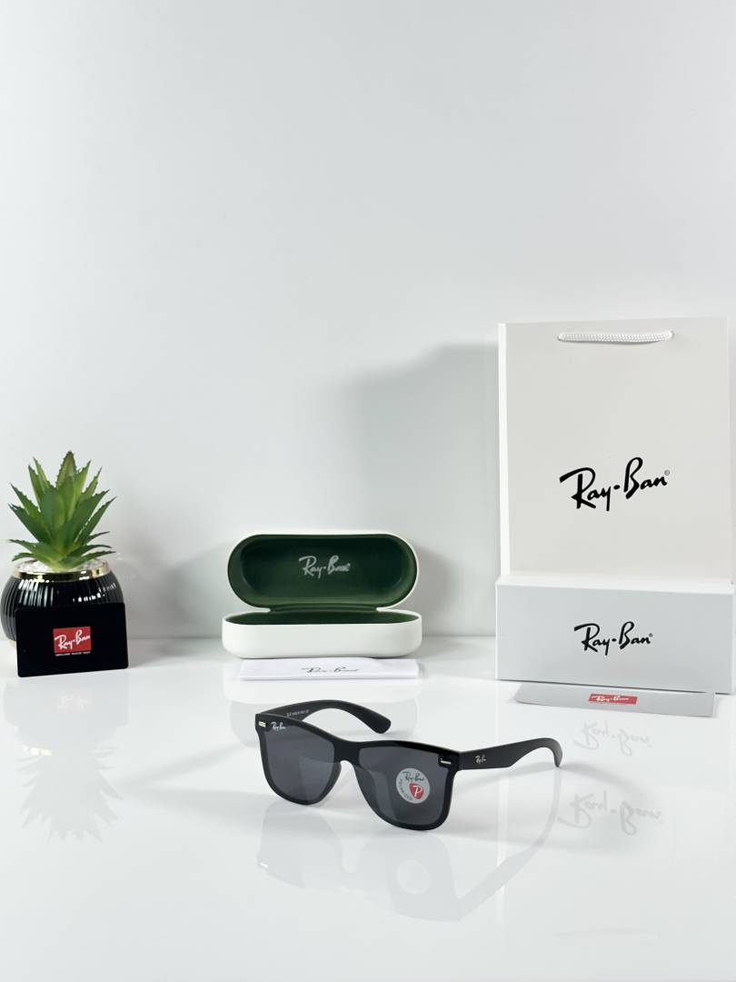 RB 650 Black