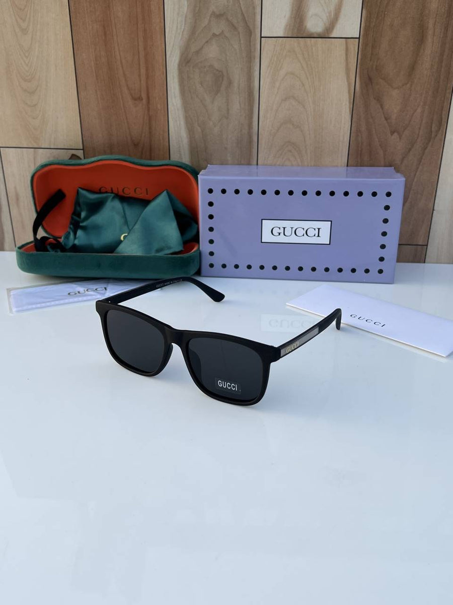 Gucci_381_matt_black