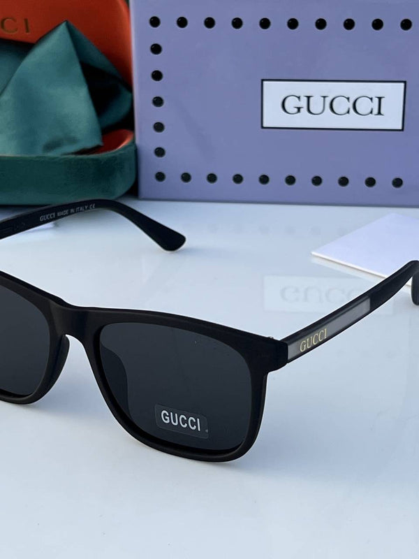Gucci_381_matt_black