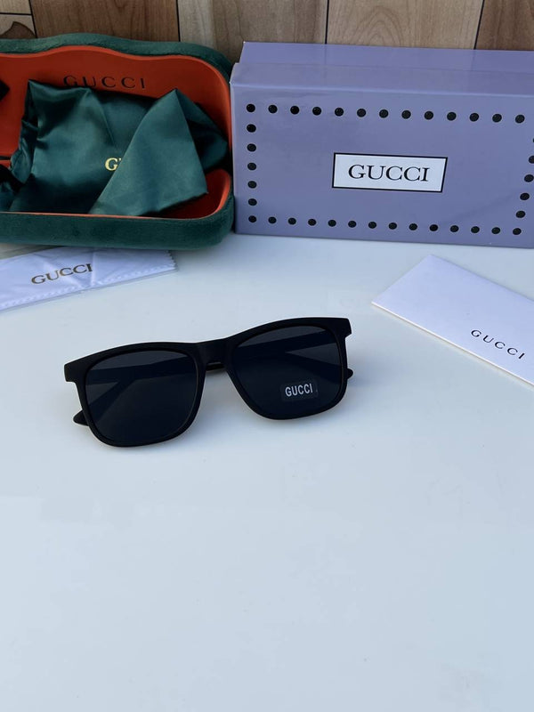 Gucci_381_matt_black