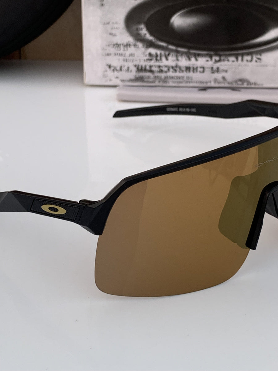 Oakley_9463_black_brown