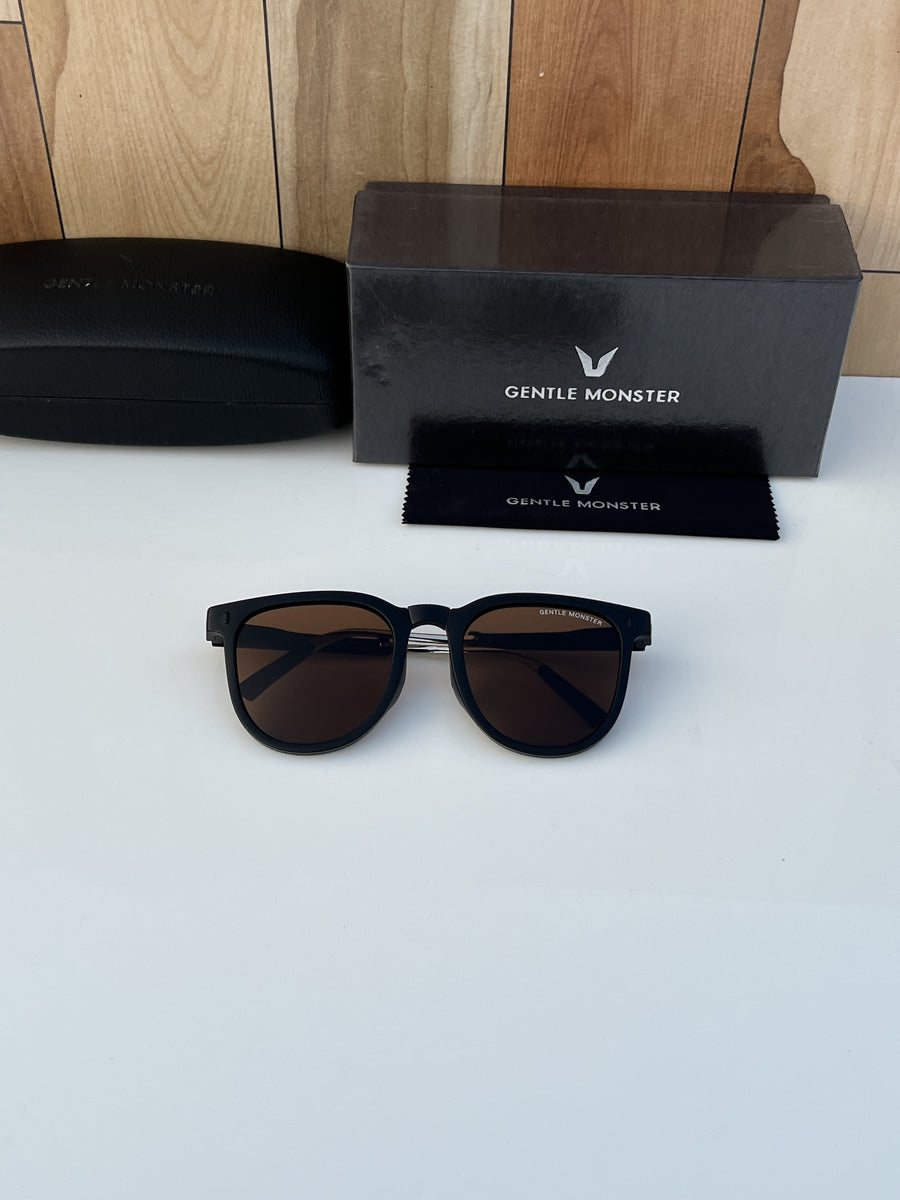 Gentle_monster_folding_black_brown