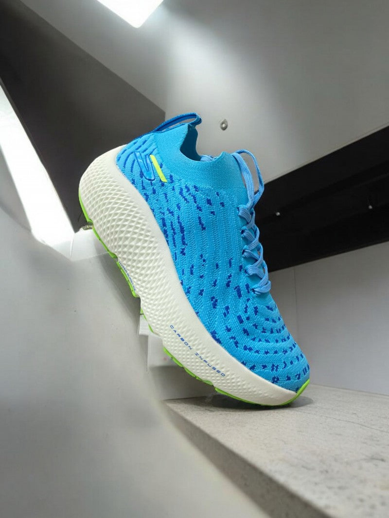 .Sketchers hyper bust ice sky blue