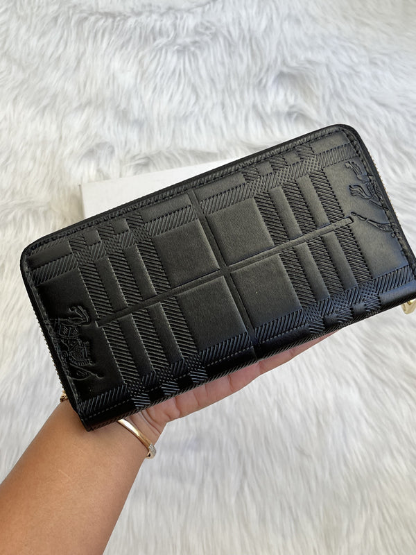 Burberry_34_Zippy_Wallet_With_OriginalBox