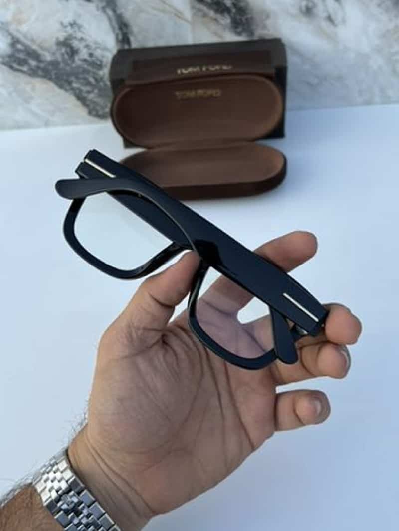 tomfor 259 black plano