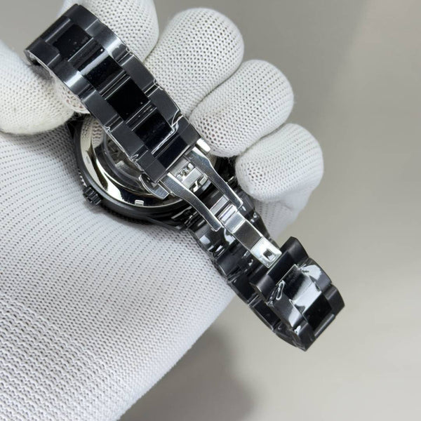 Rado_Captaincook_automatic