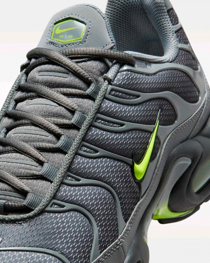 Nike AirMax Plus Smoke Grey Volt 5040