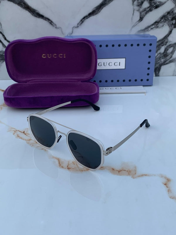 Gucci_011_white_black