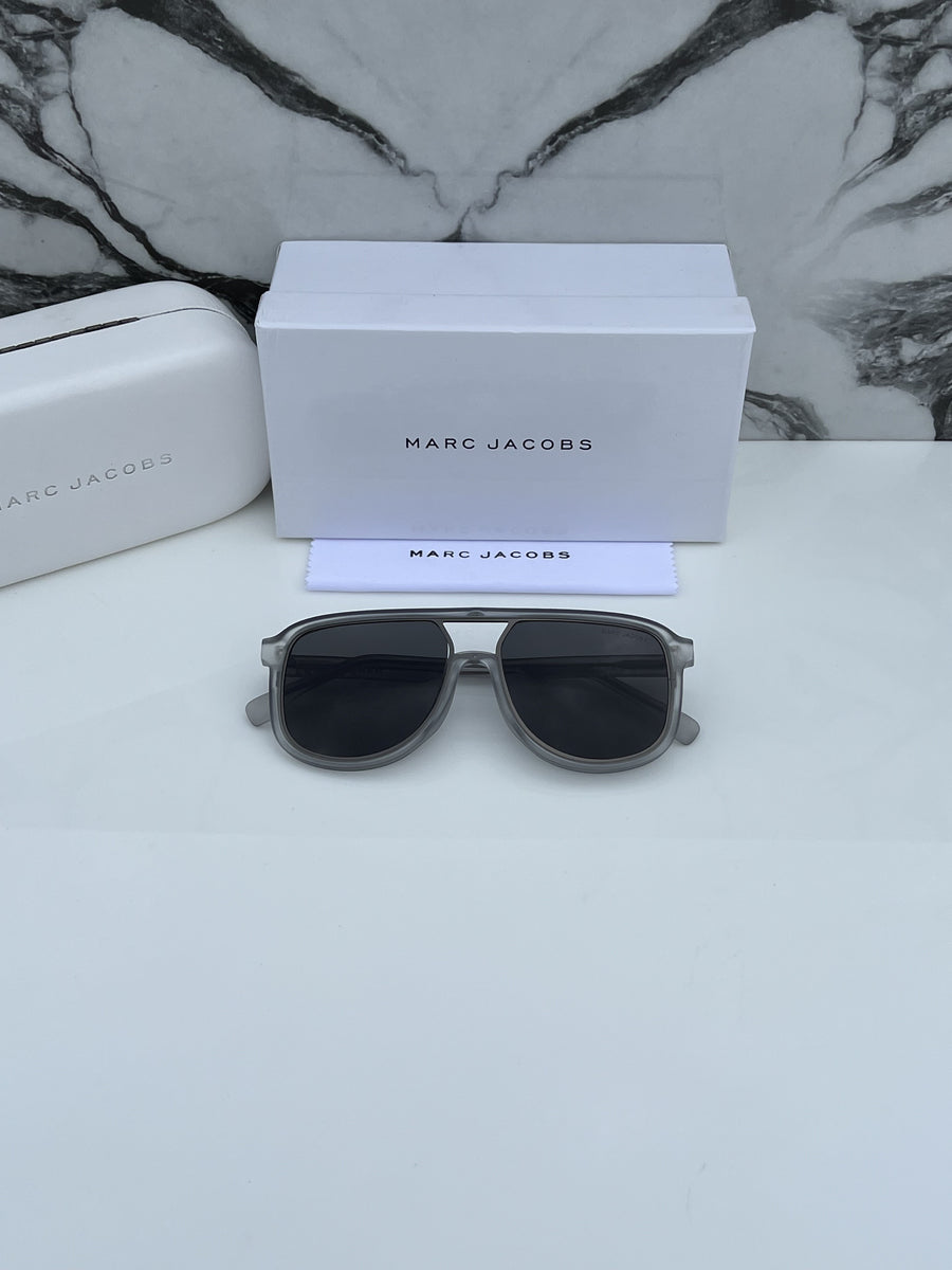 Marc_jacobs_1010_grey_black
