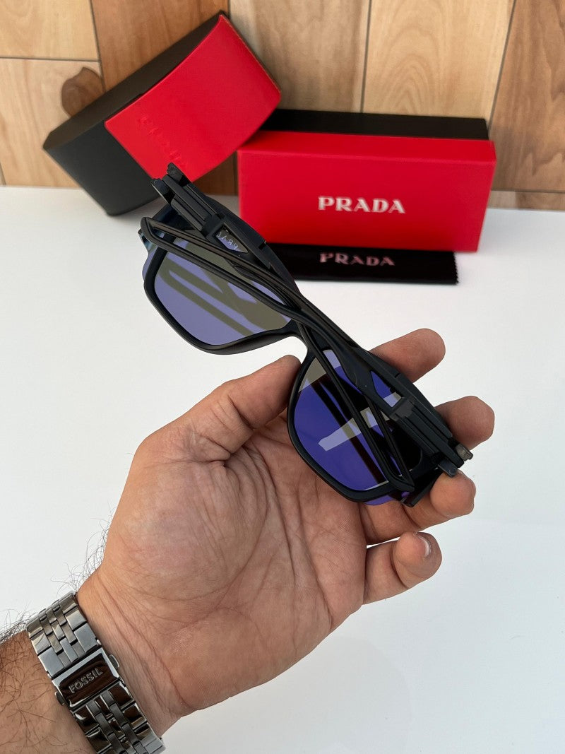 Prada_9024_black_red