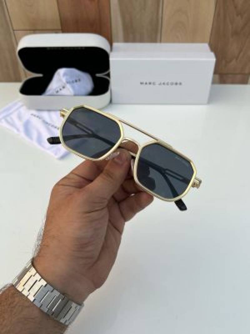 Marc_jacobs_98278_gold_black