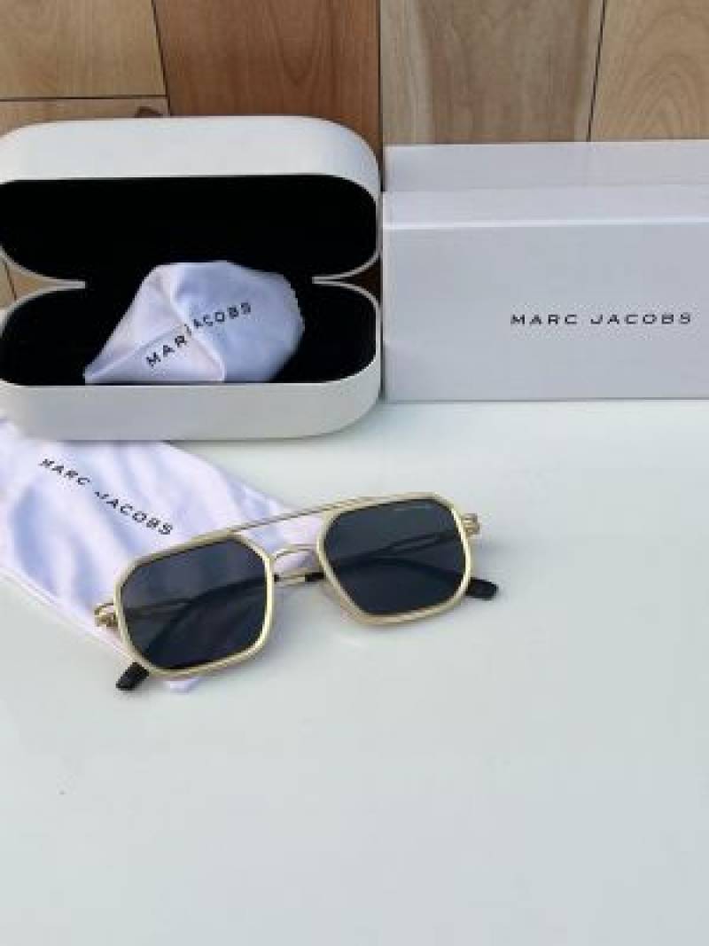 Marc_jacobs_98278_gold_black