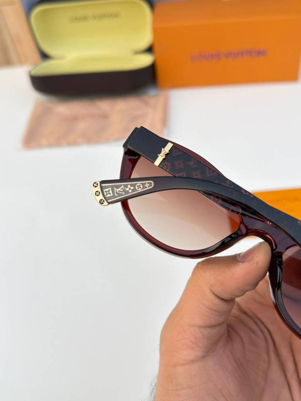 Louis Vuitton_2901_brown