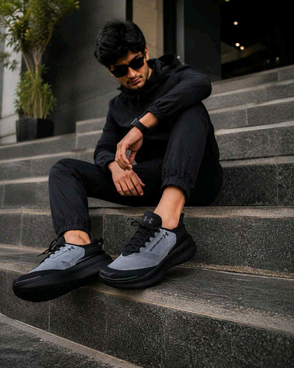 Underr Armourr Nova Slipspeed Black Anthracite 2643