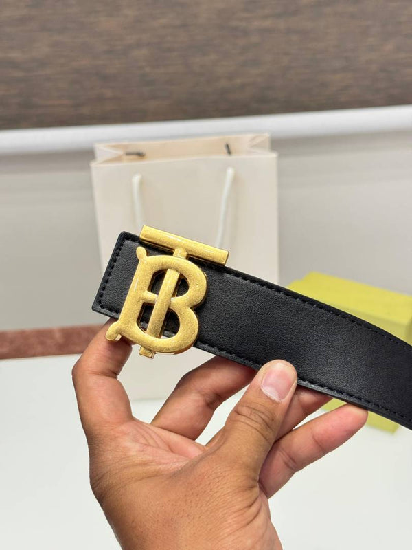 Burberry_Premium_Belt_4.0_Kungin