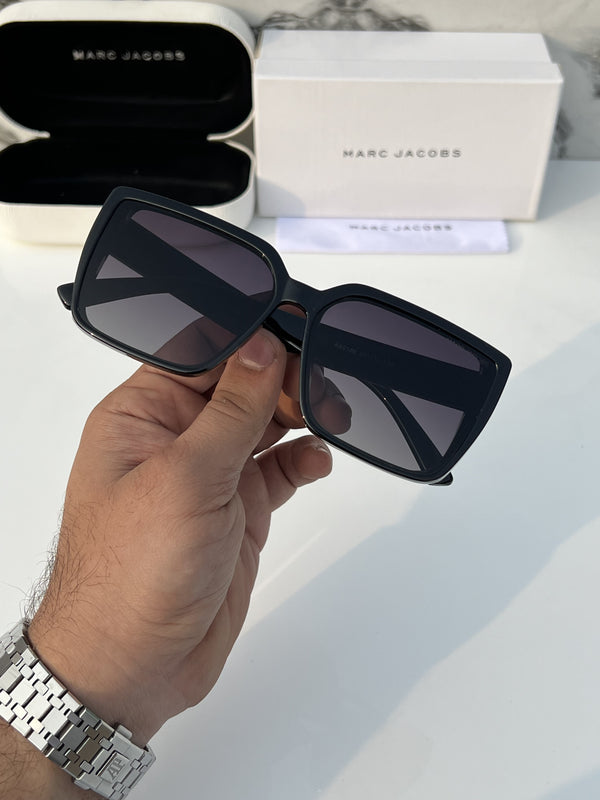 Marc_jacobs_80186_black_shaded
