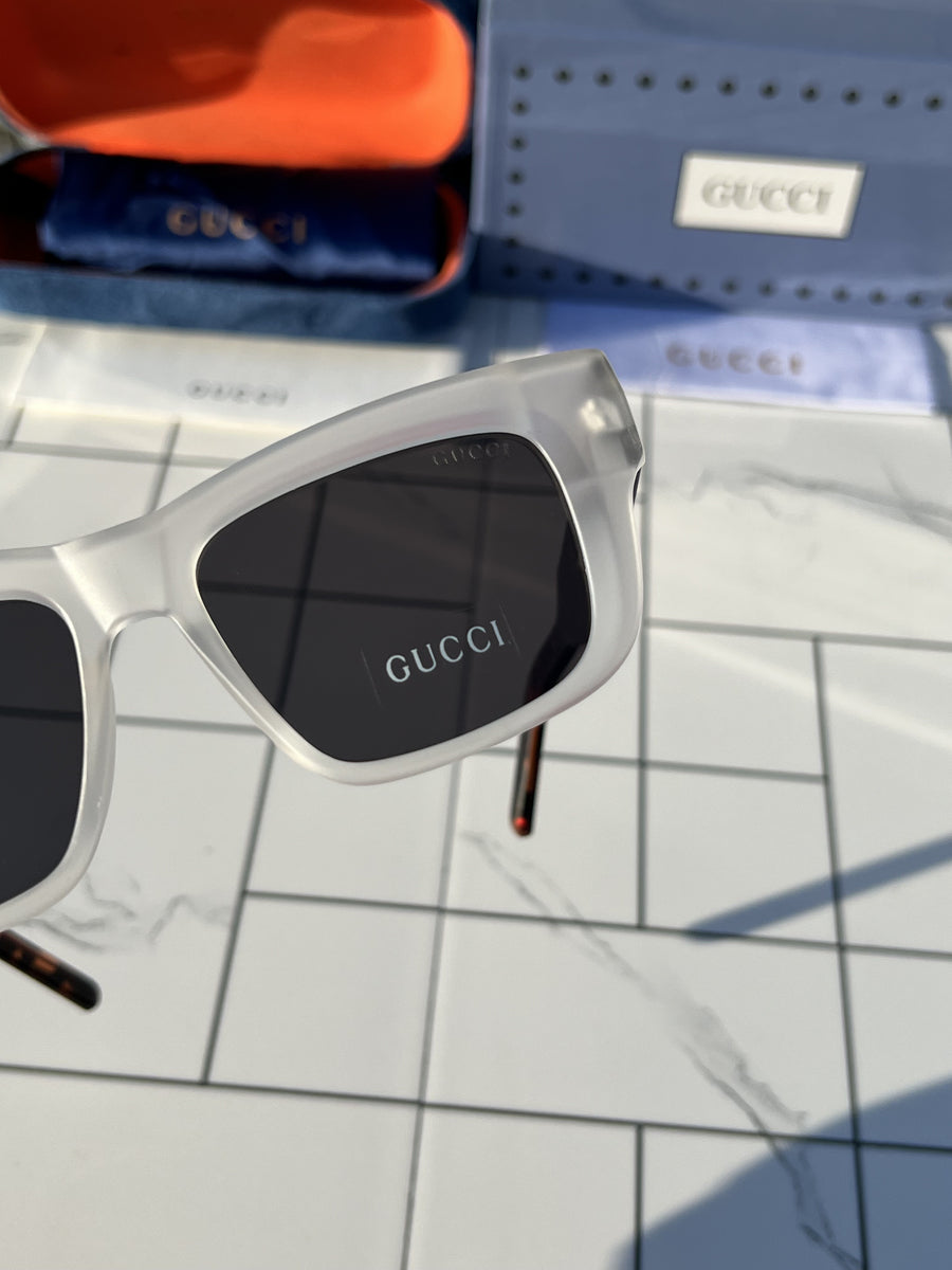 Gucci_7727_white_black_tiger
