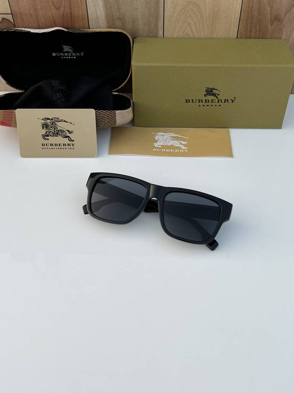 Burberry_wayfero_4358_full_black