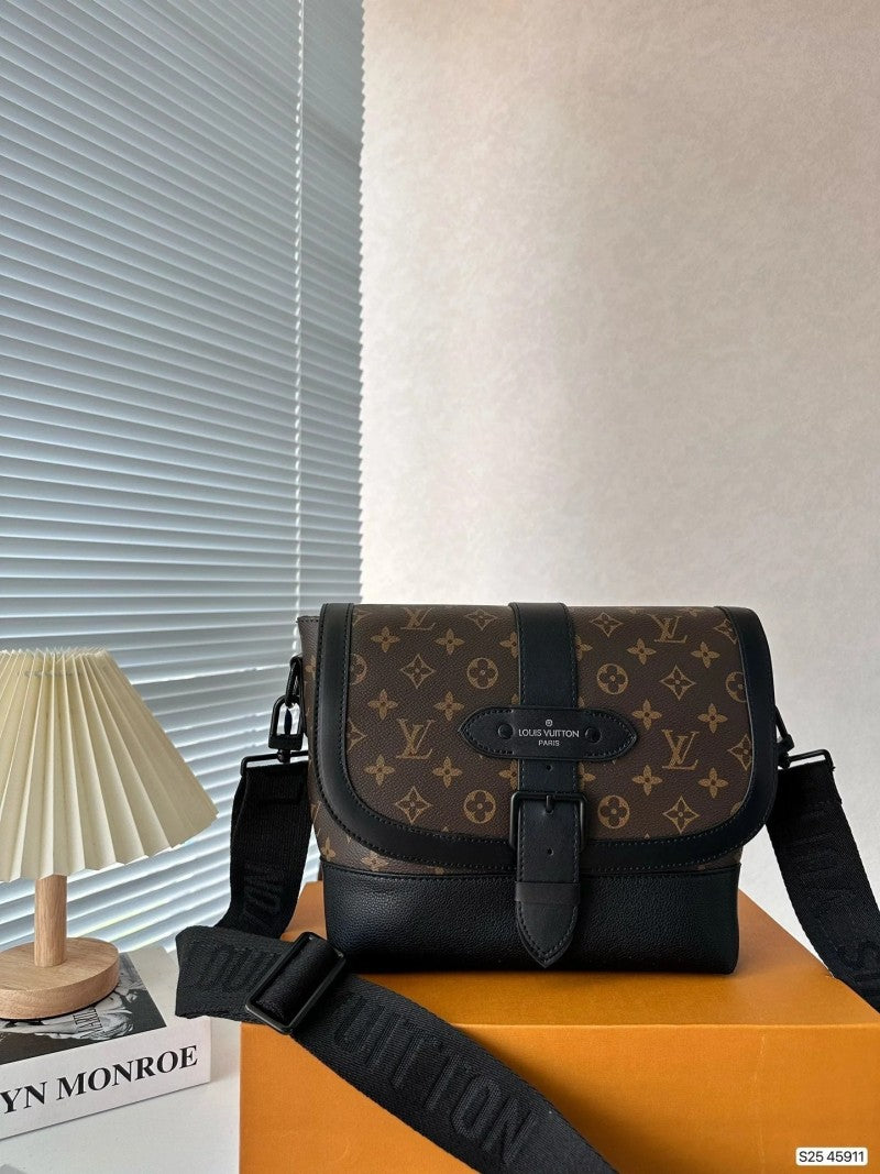 Louis Vuitton_LV Saumur Messenger Monogram Eclipse With Dust Bag (Brown - 420)