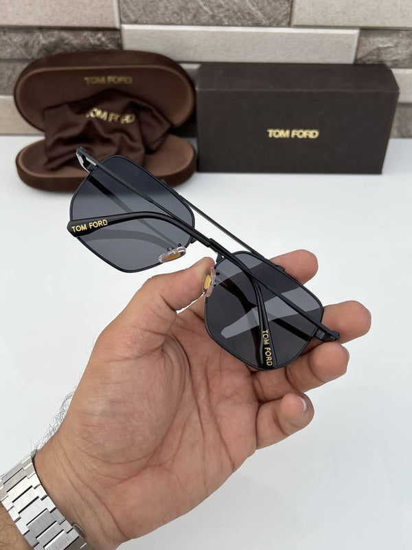 Tom forr_161_black