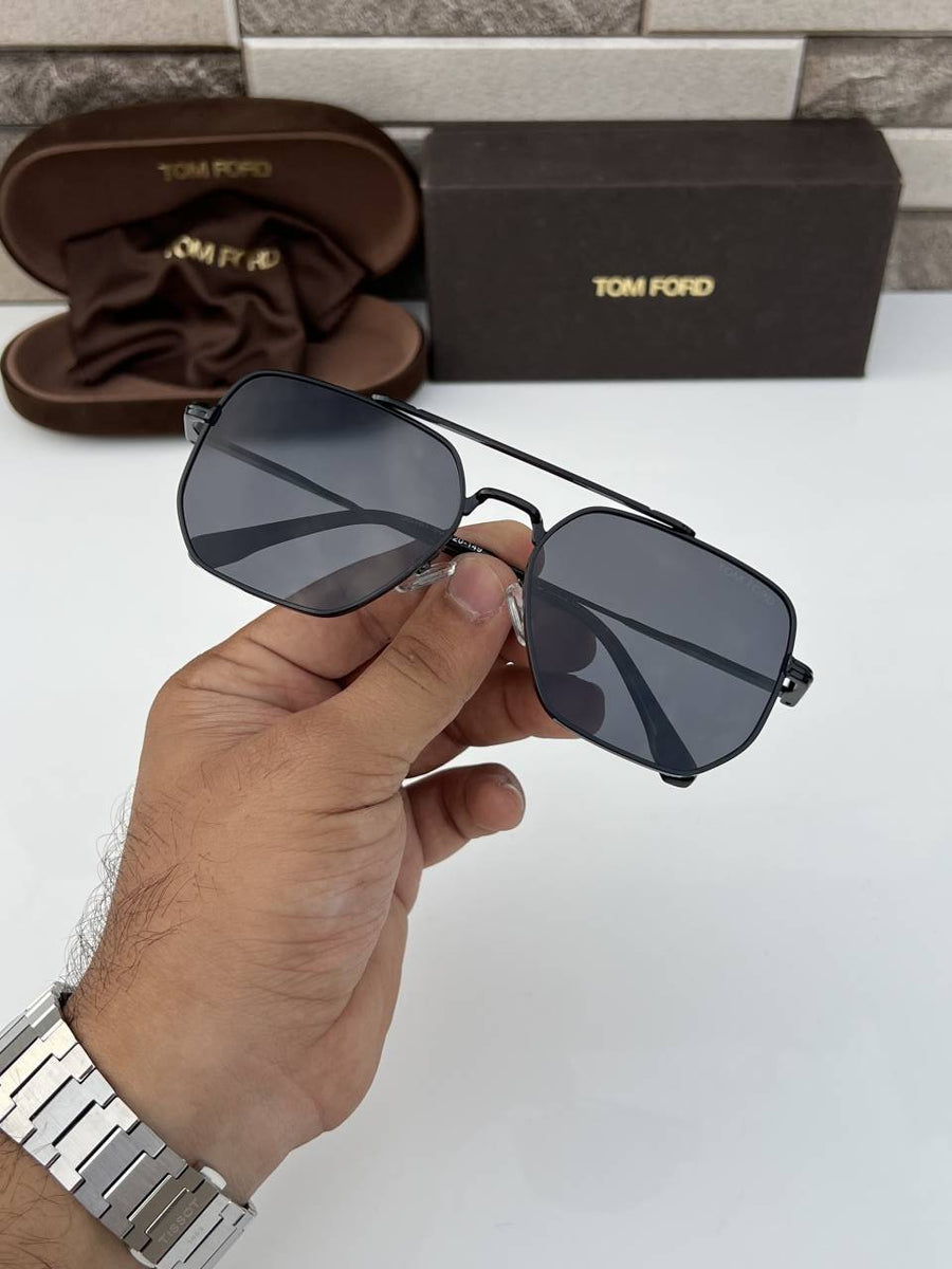 Tom forr_161_black