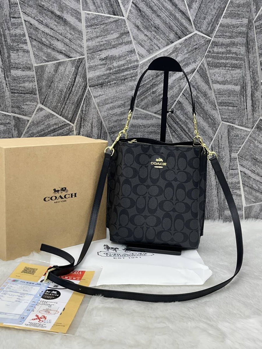 Coach_Bucket_Bag_With_Original_Box
