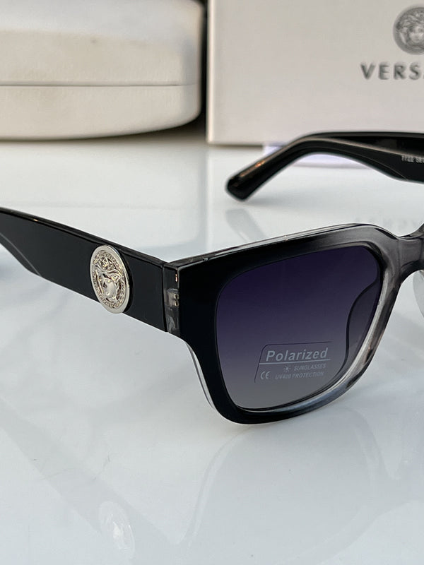 Versace_7722_black_white