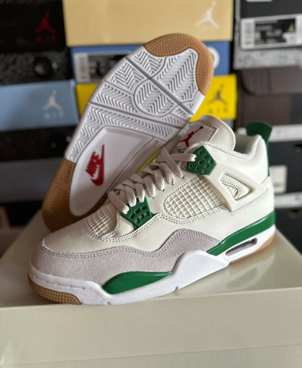 Nike_Air_Jordan_Retro_4_Pine_Green