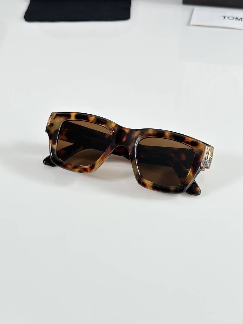 Tom forr 184 Tiger Brown