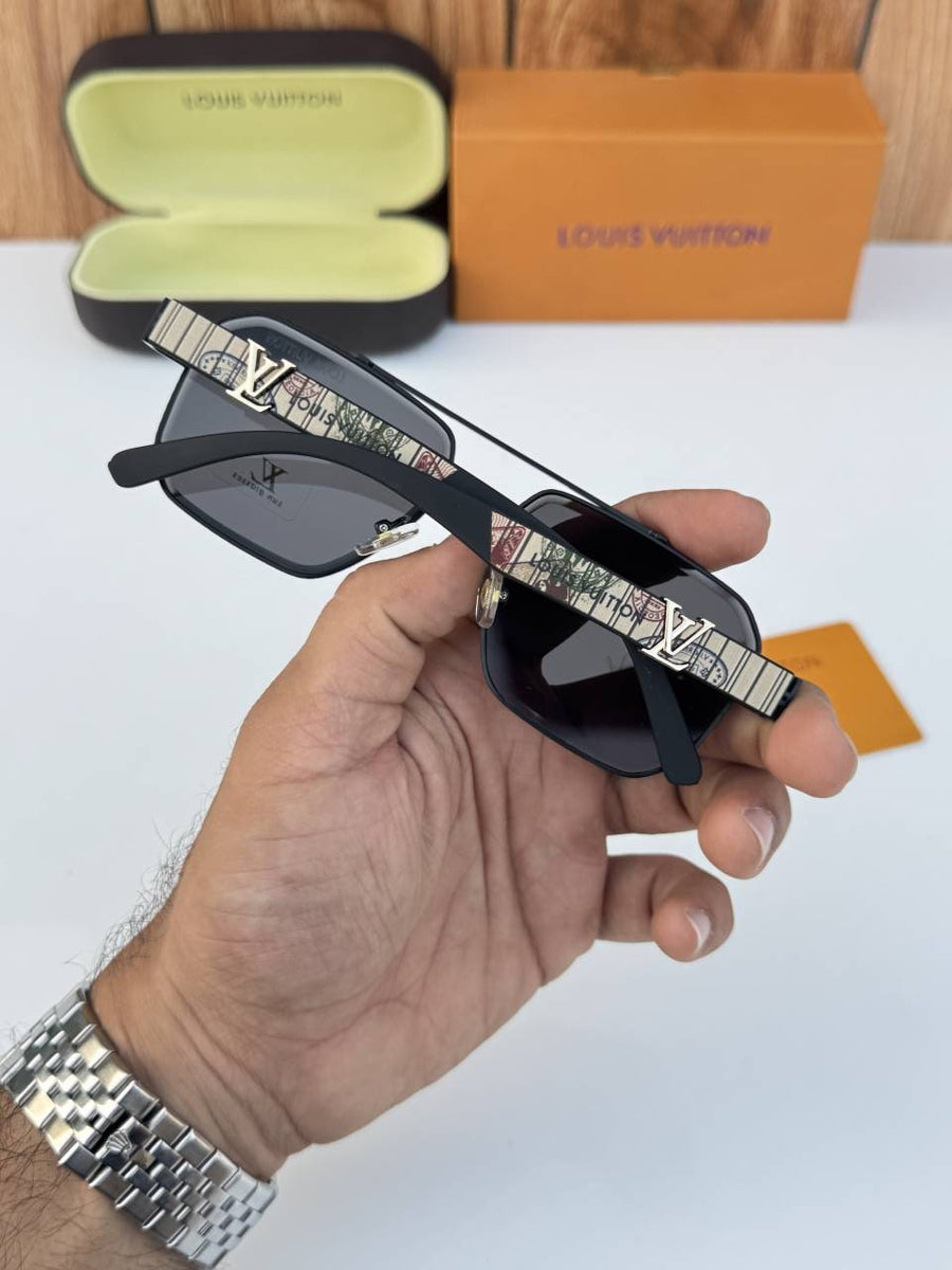 Louis 24022 black