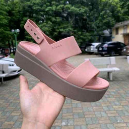 Crocs Brooklyn Womens Wedge Sandals pink