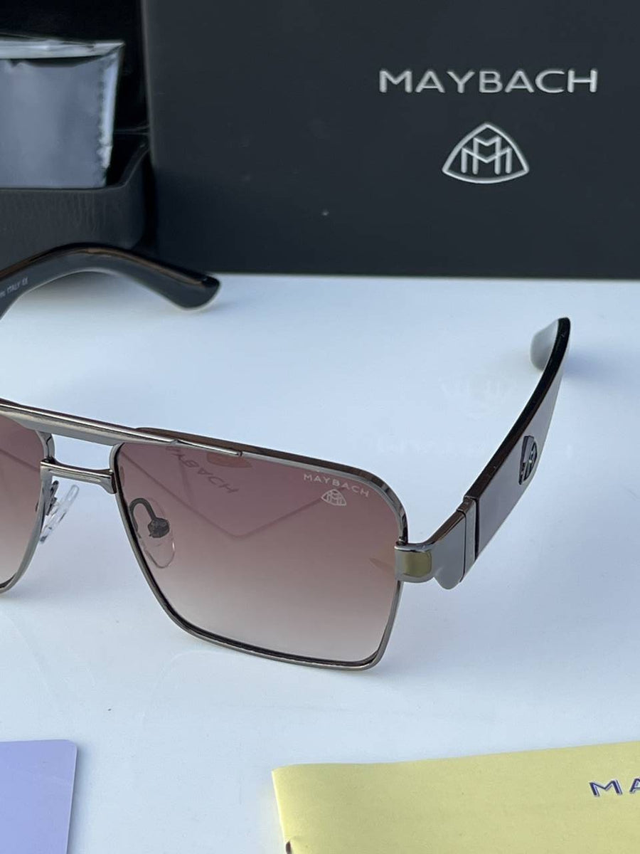 Maybach_609_brown