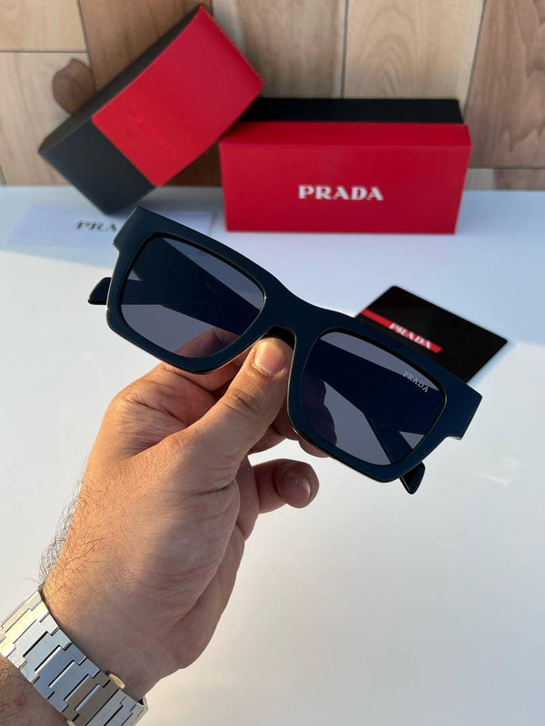 Prada_11_black