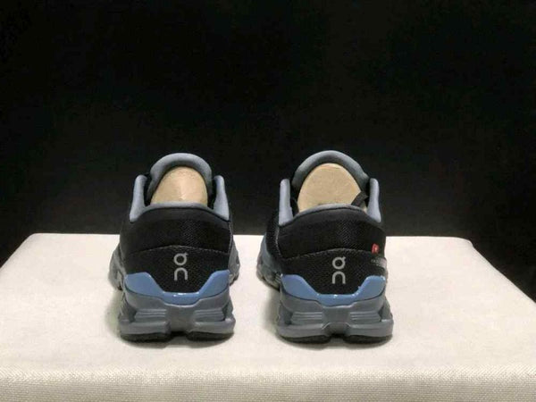 On running cloud x 4 black
