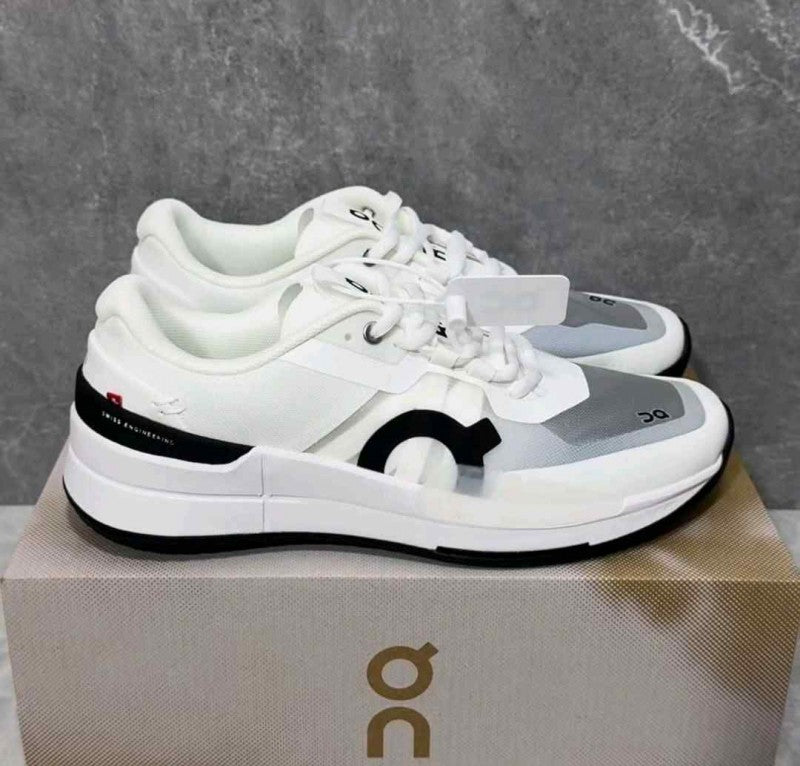 On Cloud Running The Roger Pro 2 Clay