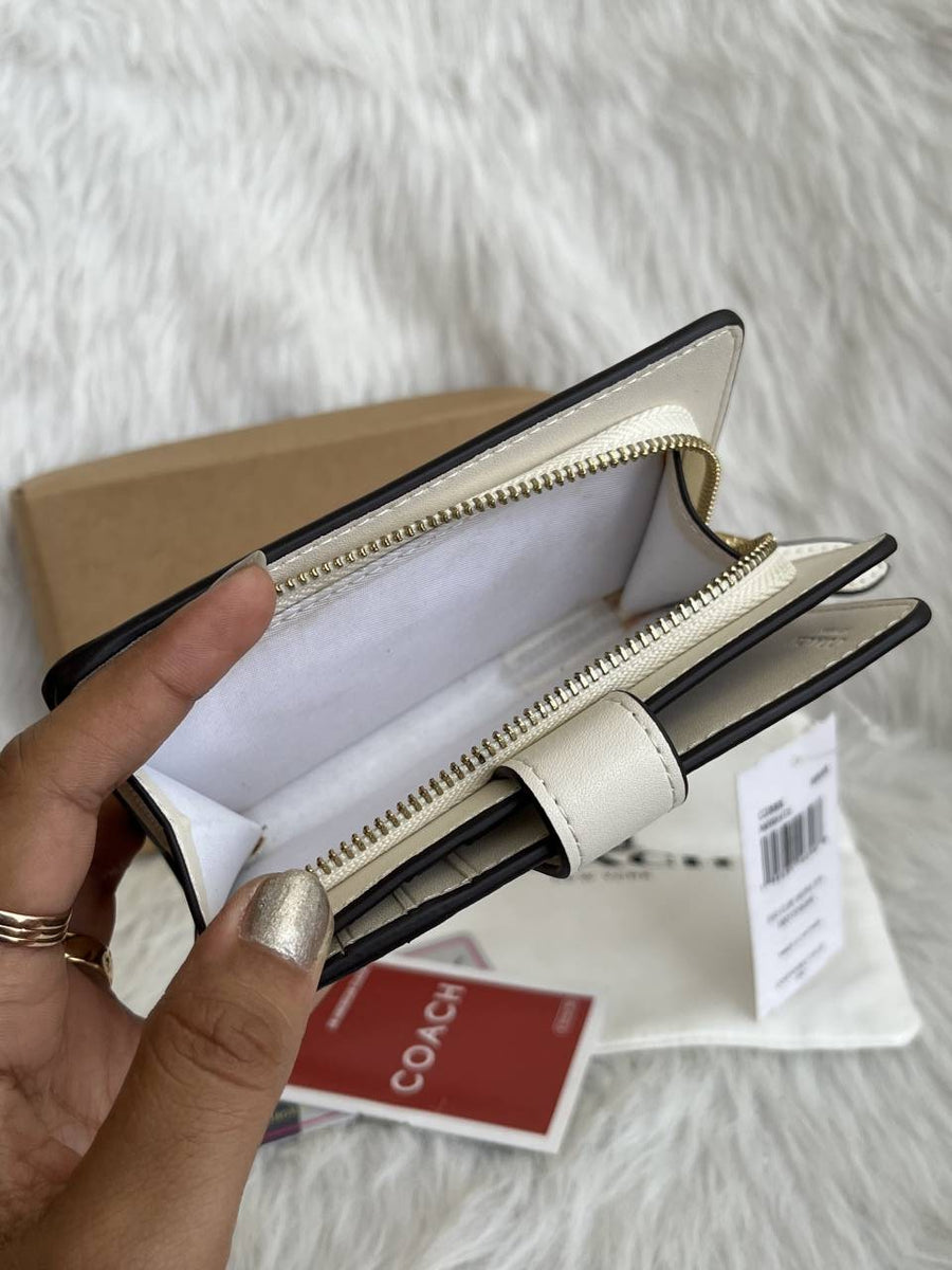 Coach_2-9_Premium_Flap_Wallet_With_OriginalBox_DustCover_Highend_Coded