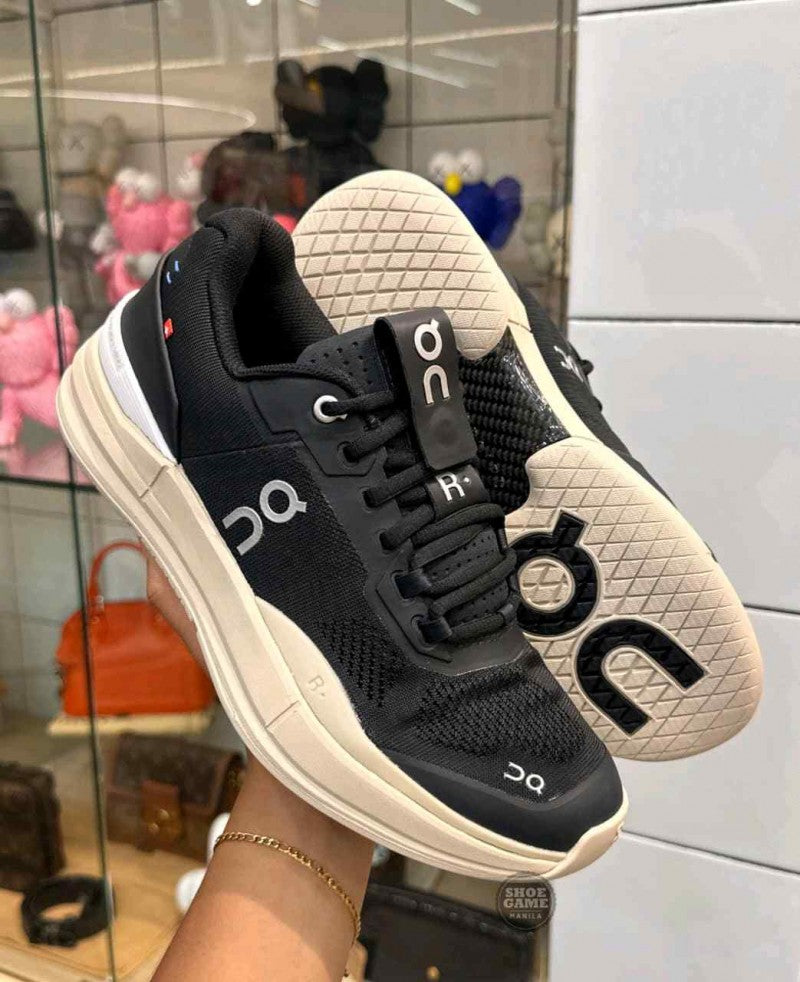 On Running Cloud Roger Pro Black Sand 1231